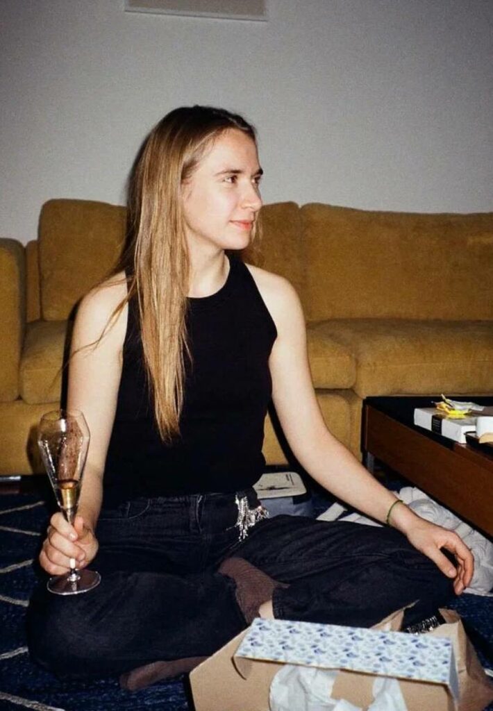 София Вейбер 2